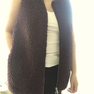 Wilfred Burgundy Sherpa Vest